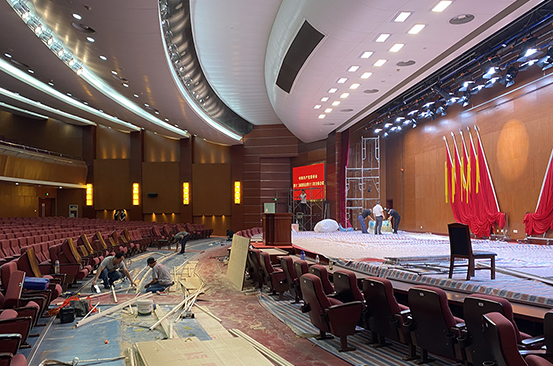 中国共产党常州市第十三次代表大会多媒体维护巡检进行中