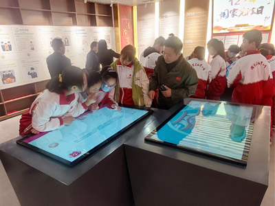 数字多媒体创新青少年法治教育基地建设