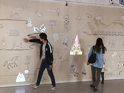 展厅投影互动墙和油墨导电墙的区别