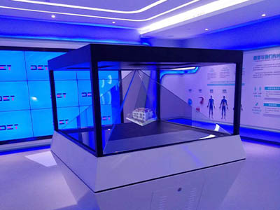 全息投影展示在多媒体展厅中的应用优势有哪些？