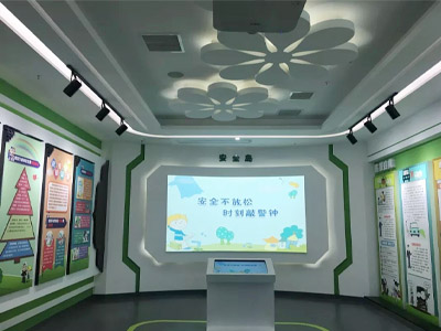 如何布置学校法治宣传教育基地