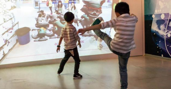 多媒体互动游戏