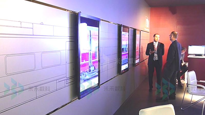 多屏联动直线滑行