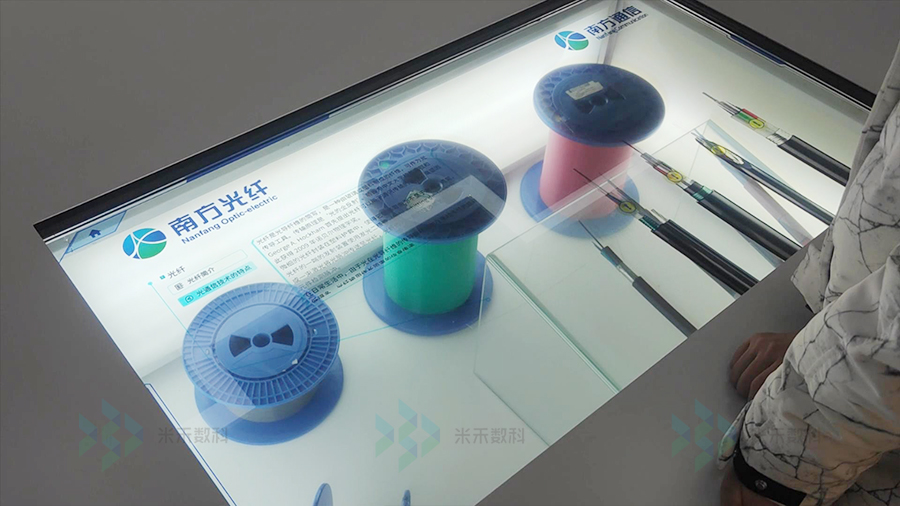 互动透明屏在展厅中的应用