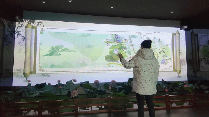 墙面互动导览系统操作