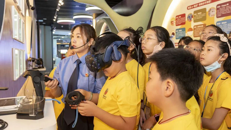 青少年法治基地吸毒危害VR体验